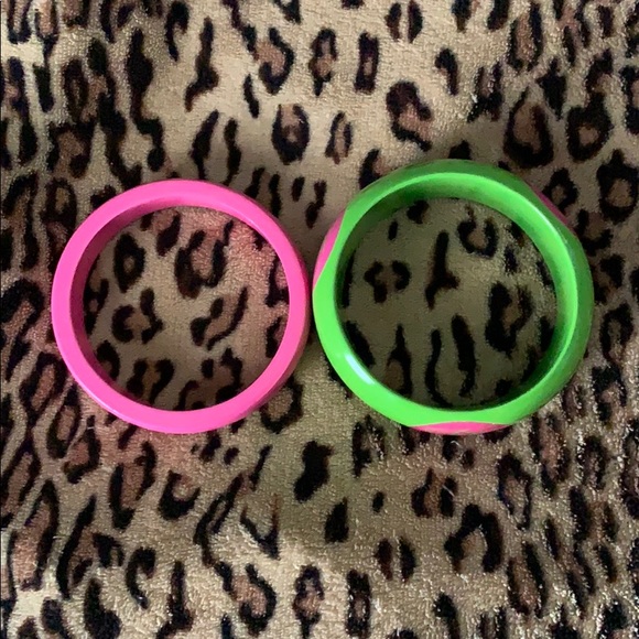 Buckhead Betties Preppy Monogram R Bracelet Set Pink Green - Picture 3 of 3